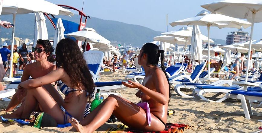 21P Best babes beach