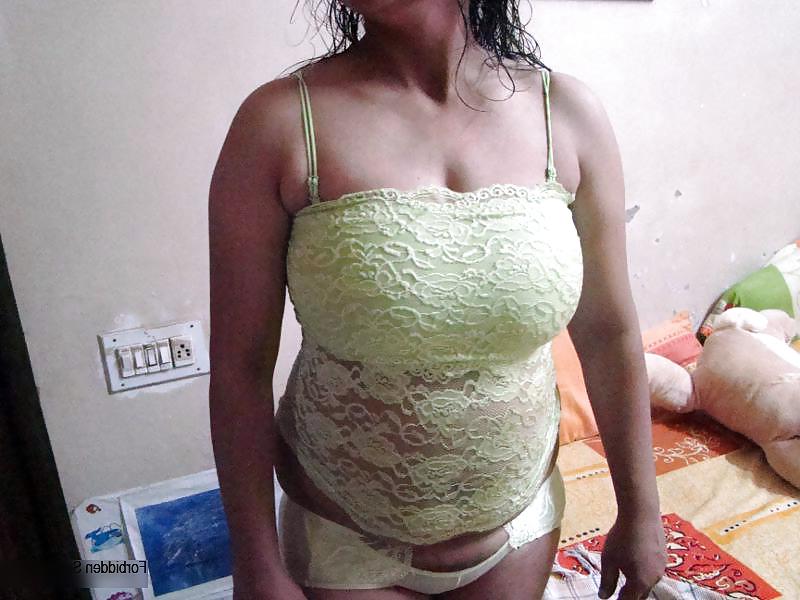 7P Mature Indian Wife