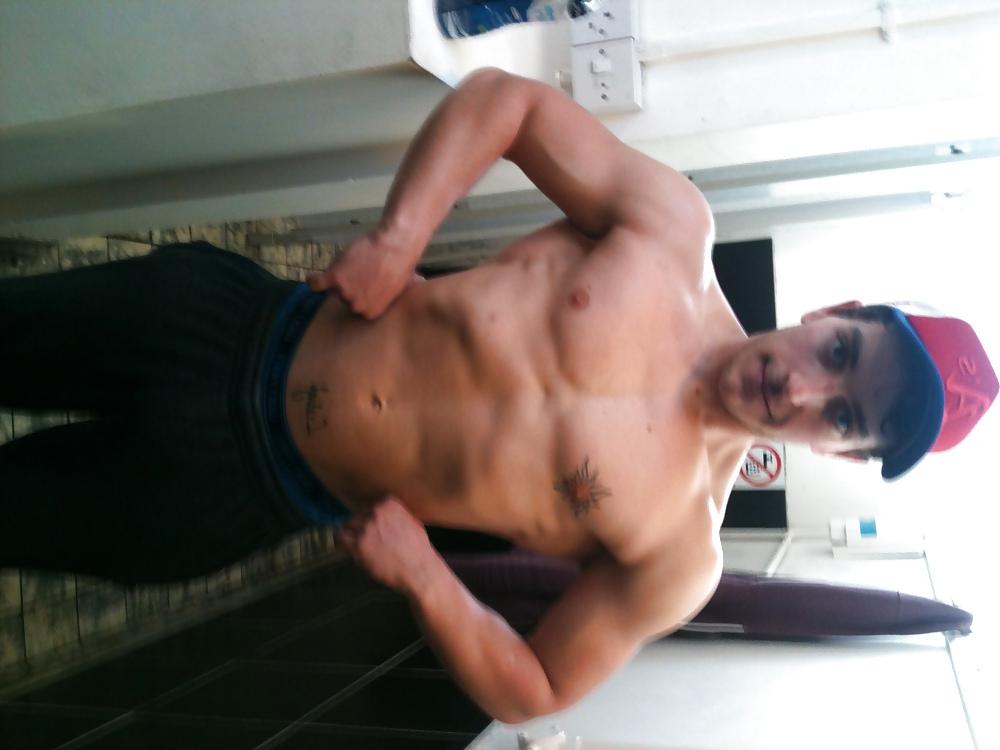 25P All the muscle selfies on my phone