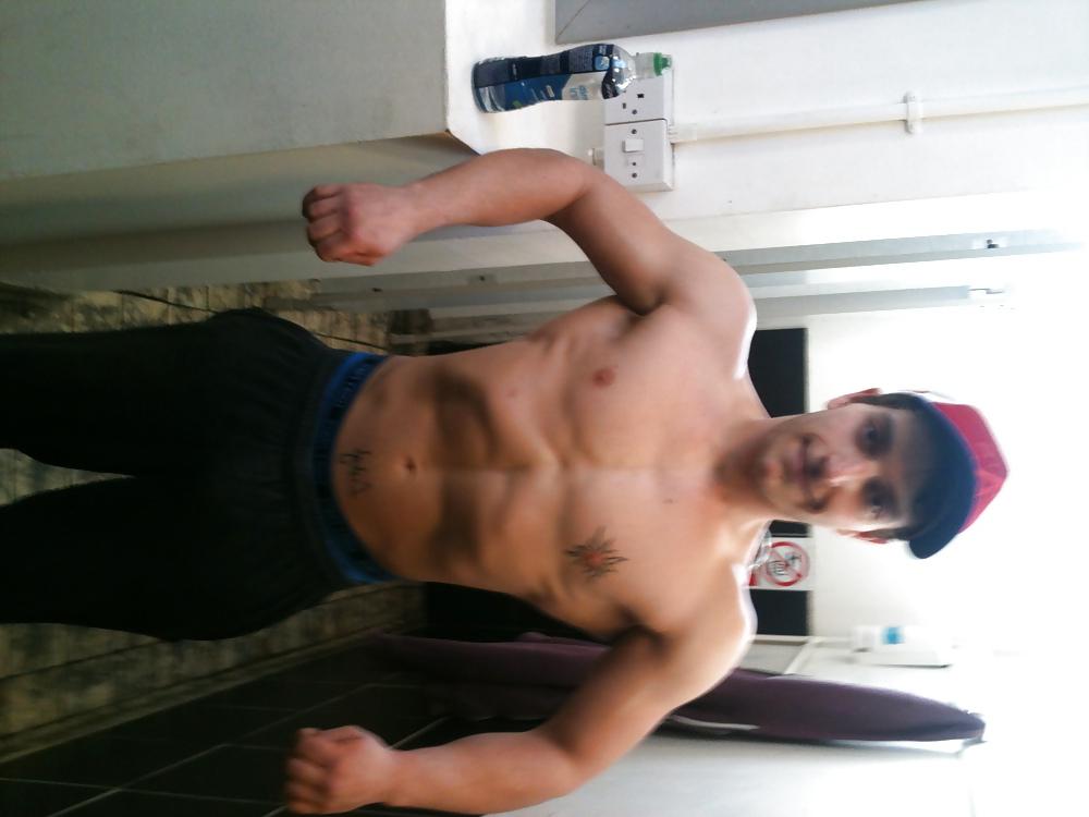 25P All the muscle selfies on my phone