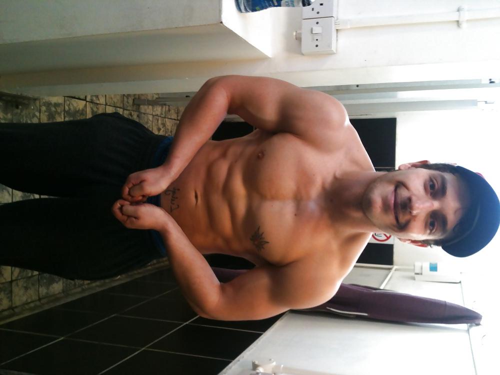 25P All the muscle selfies on my phone