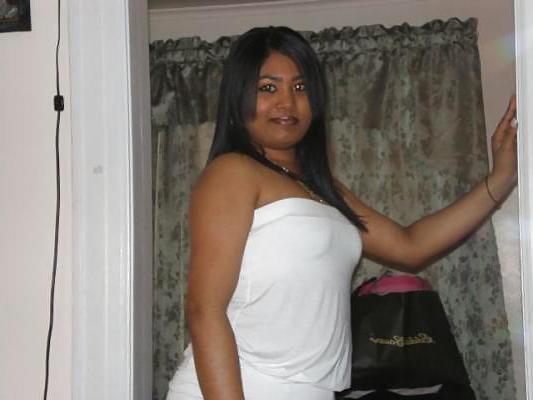 10P Sexy Indian Babes 