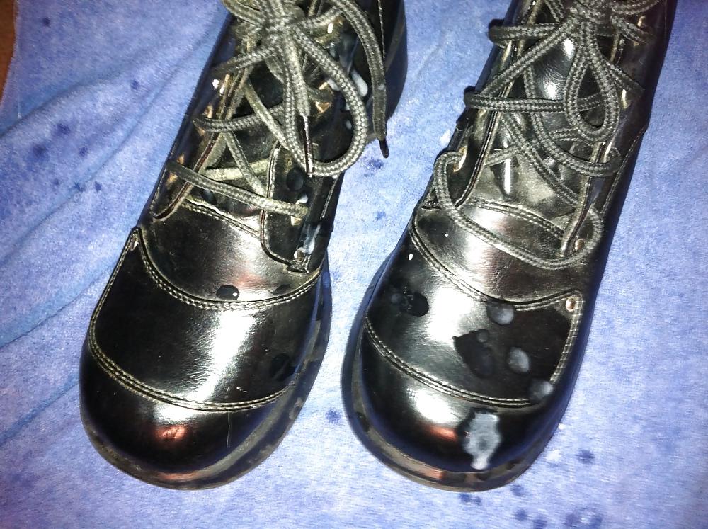 5P Cum On Boots