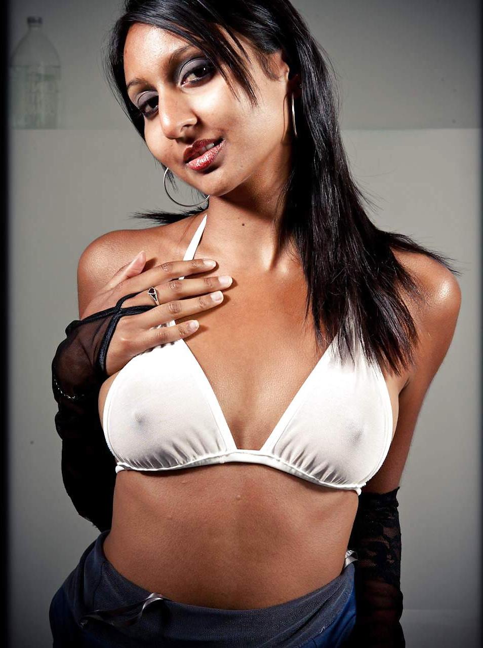 25P Indian Desi Babes  