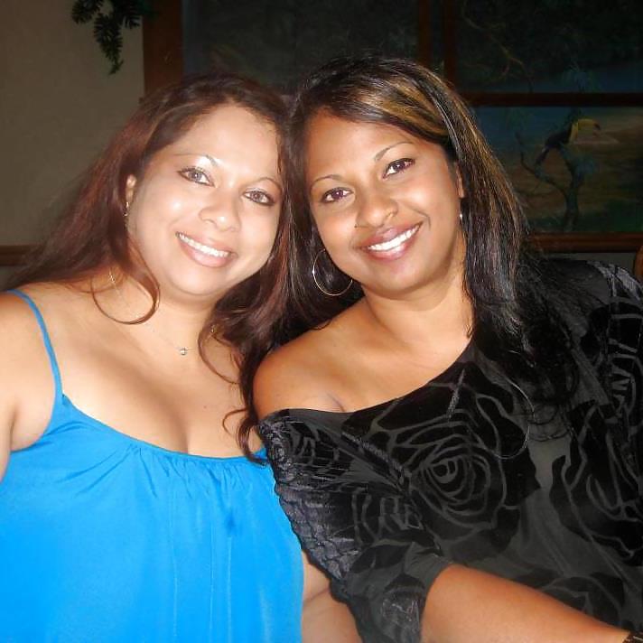 24P INDIAN SLUT AUNT MY FAM