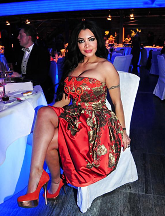 15P German Kader Loth - Big Boobs Bitch - Christmas