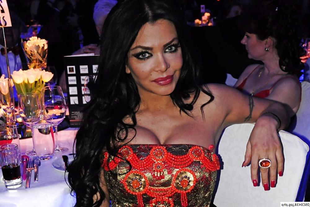 15P German Kader Loth - Big Boobs Bitch - Christmas