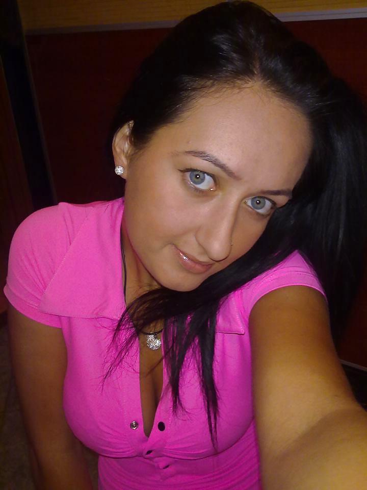 25P Hungarian girls, women (not nude) 03
