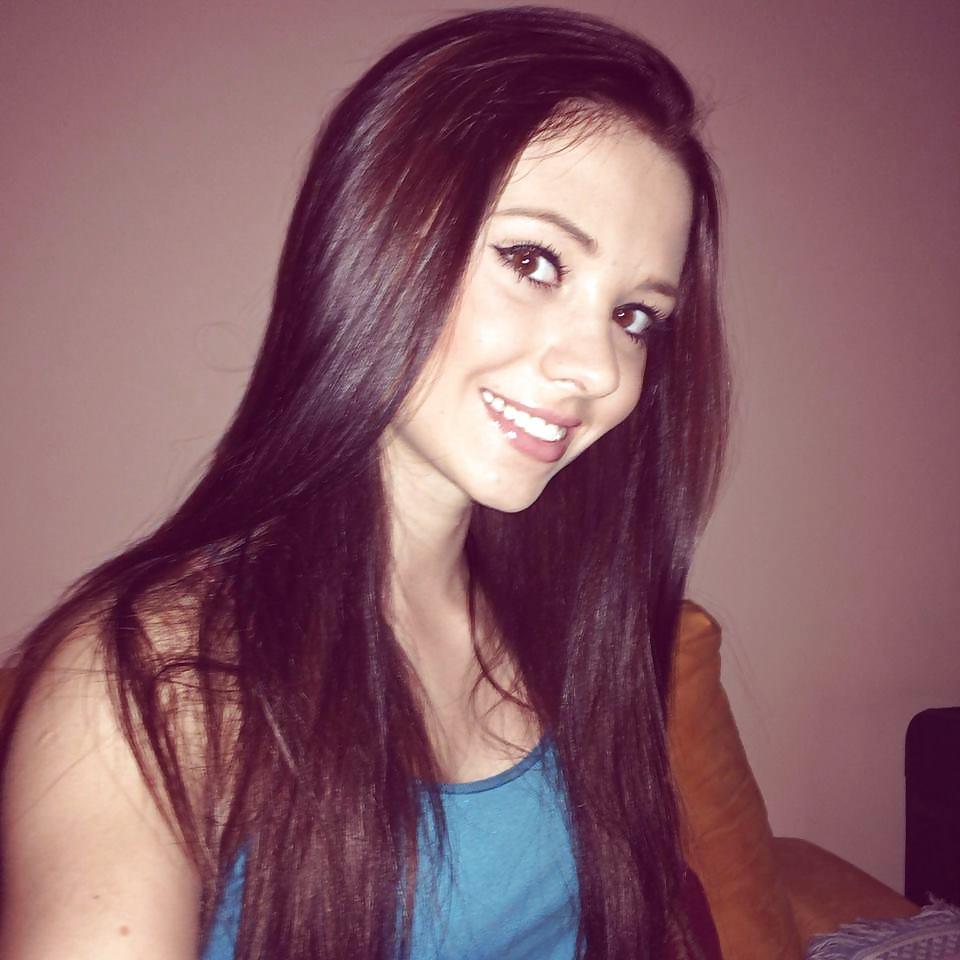 25P Hungarian girls, women (not nude) 03