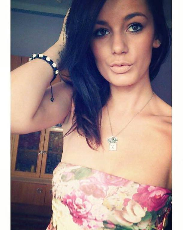25P Hungarian girls, women (not nude) 03