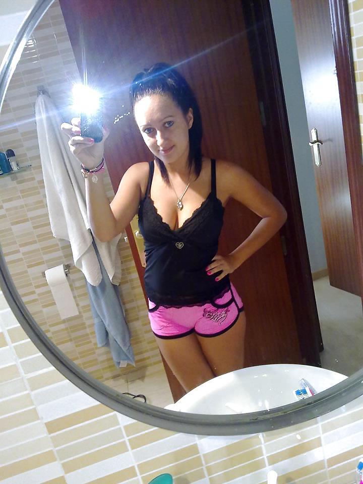 25P Hungarian girls, women (not nude) 03