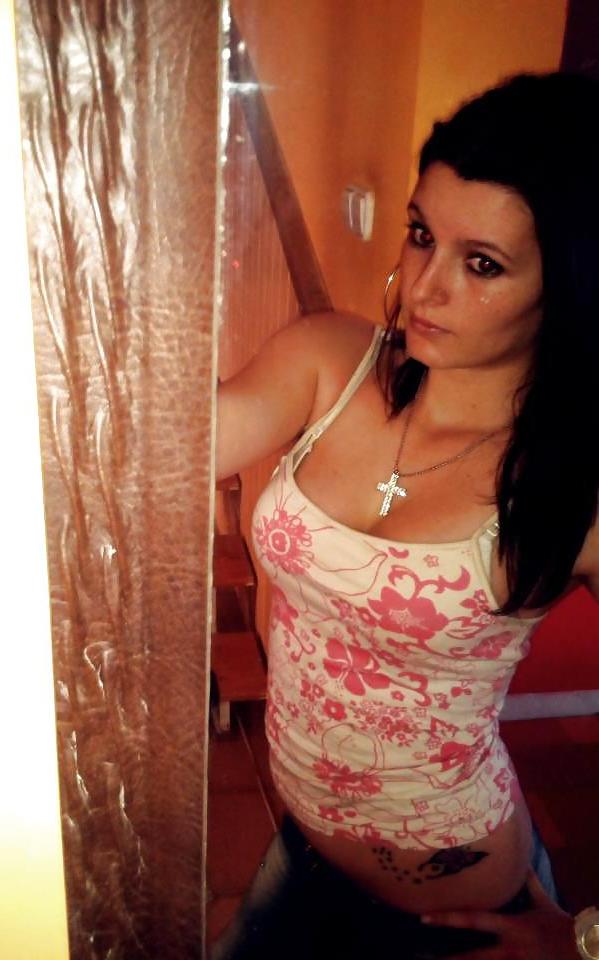 25P Hungarian girls, women (not nude) 03