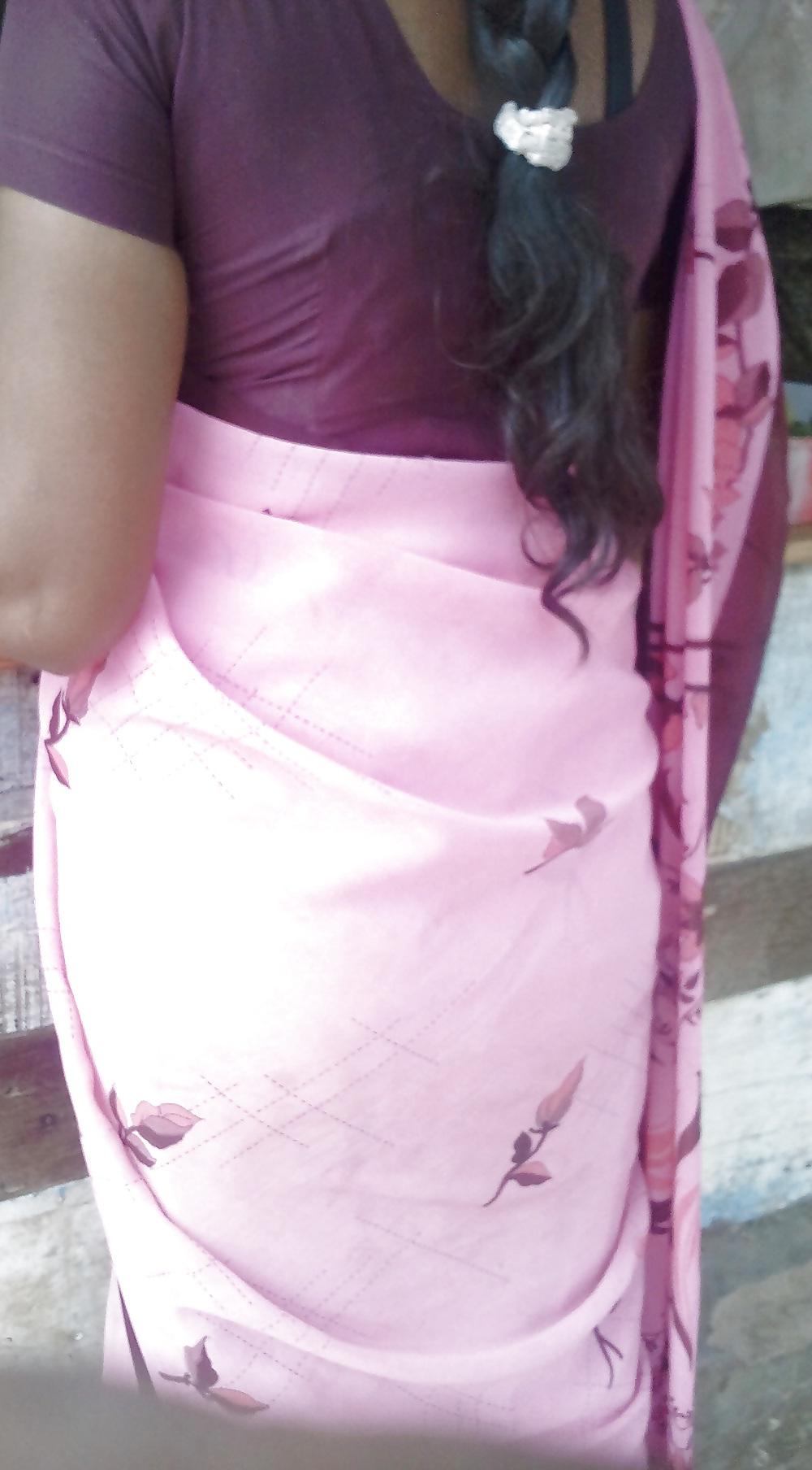 5P Back view of Indian women 