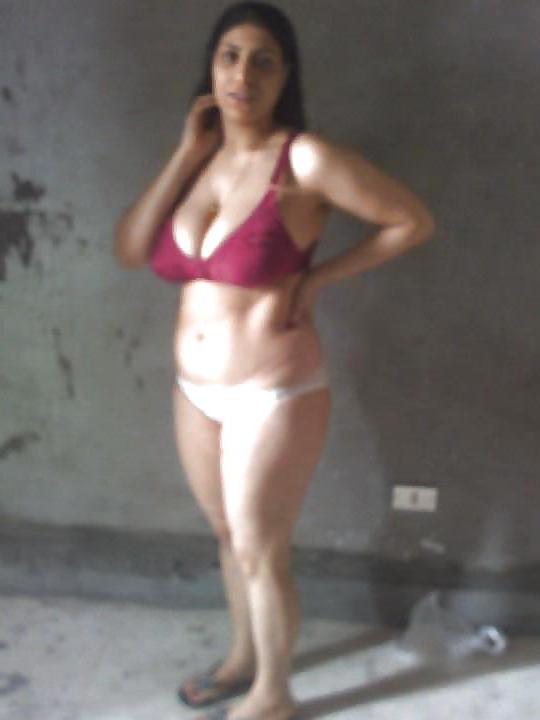 15P Arab Egyptian Milf 