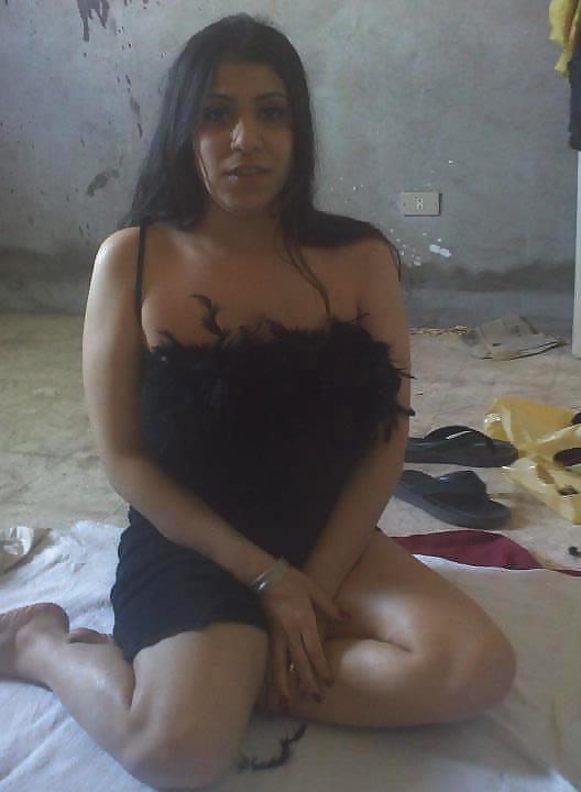 15P Arab Egyptian Milf 