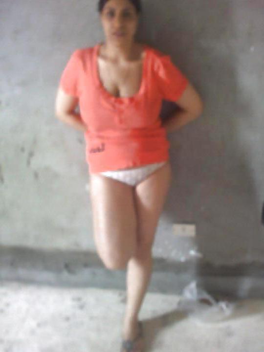 15P Arab Egyptian Milf 