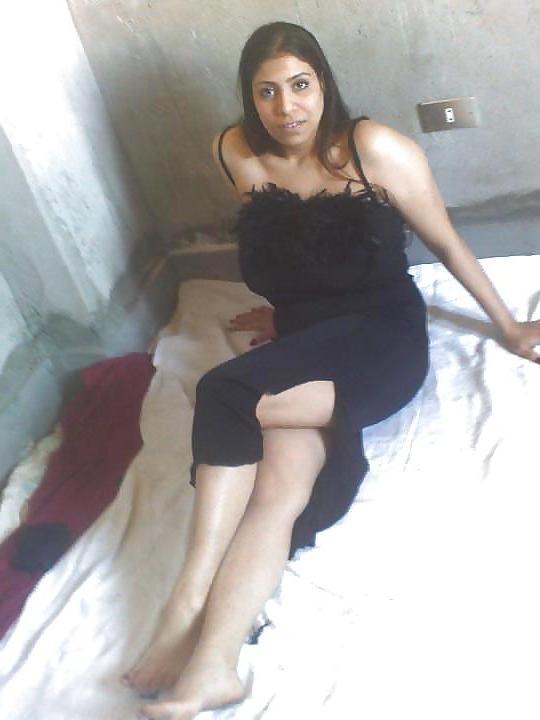 15P Arab Egyptian Milf 