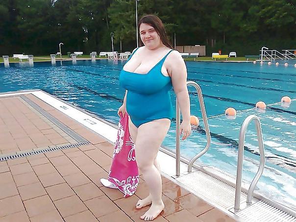 25P BIG TITTED AMATEURS 3