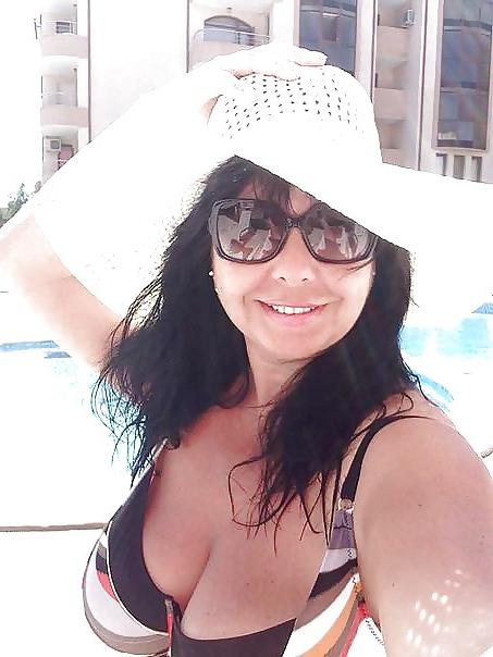 25P BIG TITTED AMATEURS 3