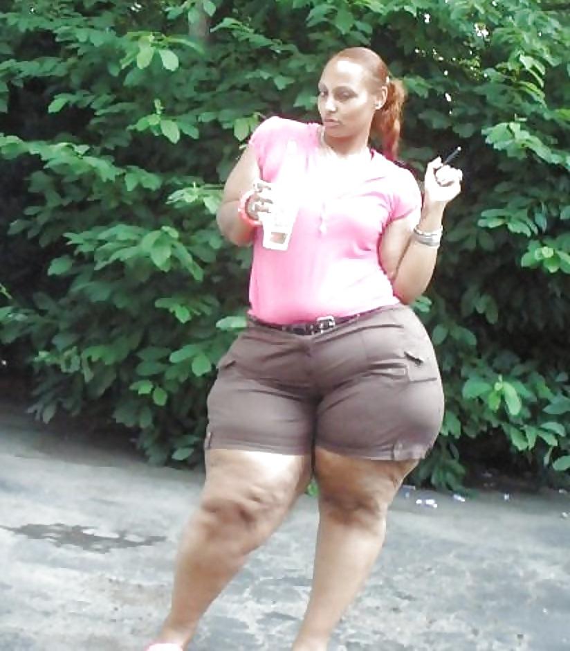 12P Culos en spandex 5