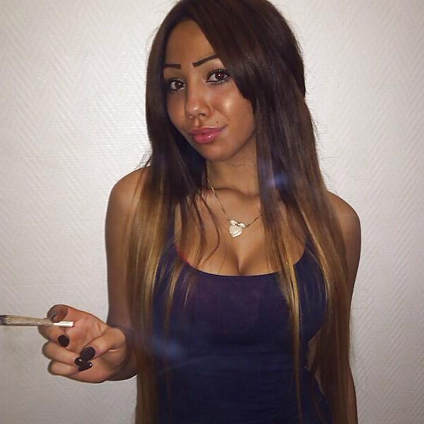 16P Ninousha beurette 