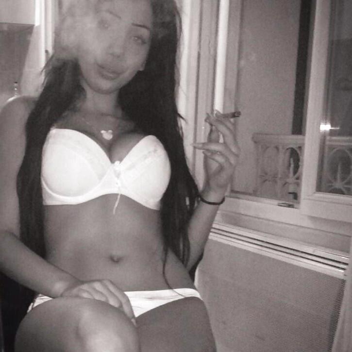 16P Ninousha beurette 