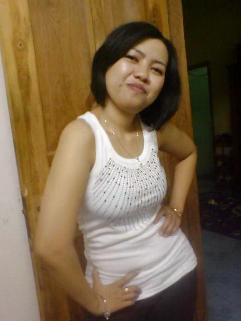 17P Indonesian hijab girl banged