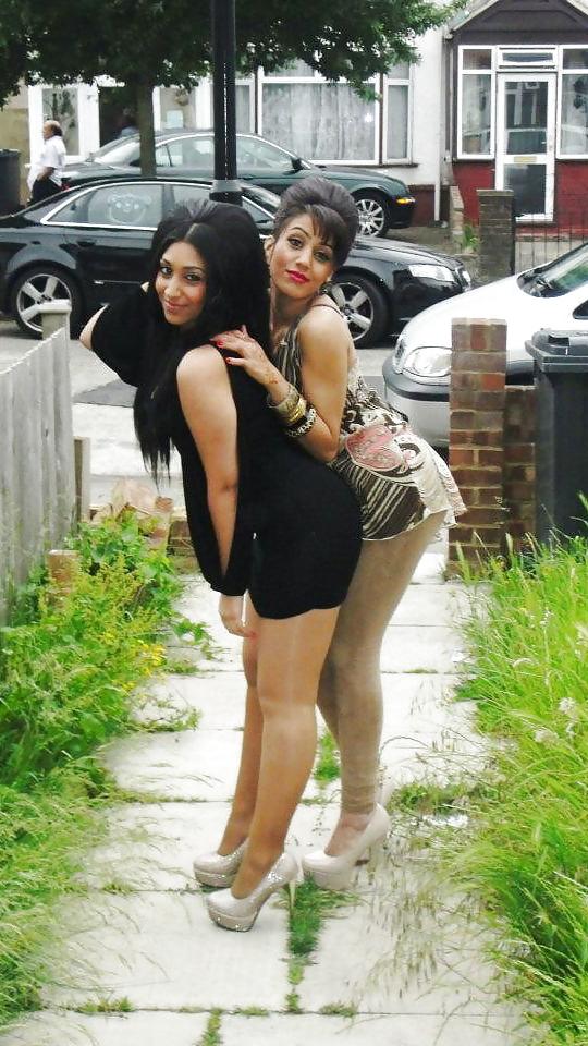 21P Hot Paki and indian babes