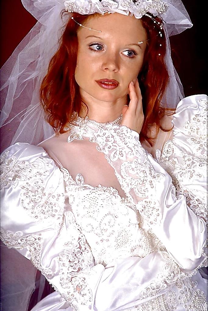 15P Maid of honour
