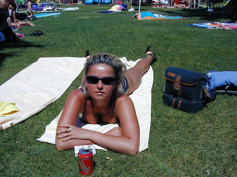 25P A Polish Miss Shows Off With Her Husband (Part2on3)