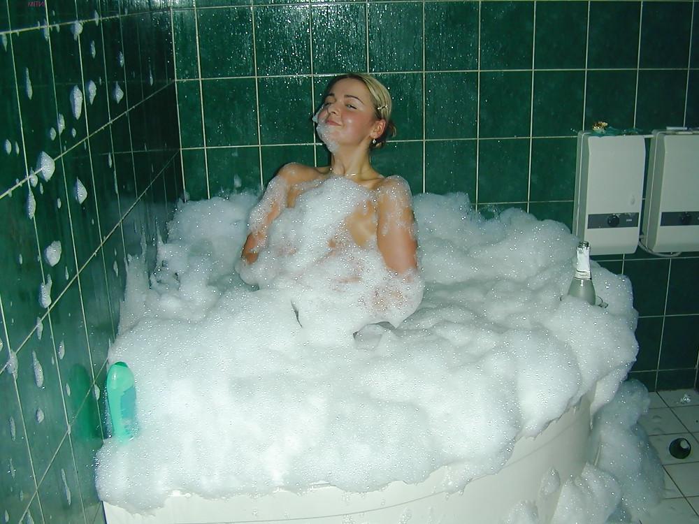 25P A Polish Miss Shows Off With Her Husband (Part2on3)