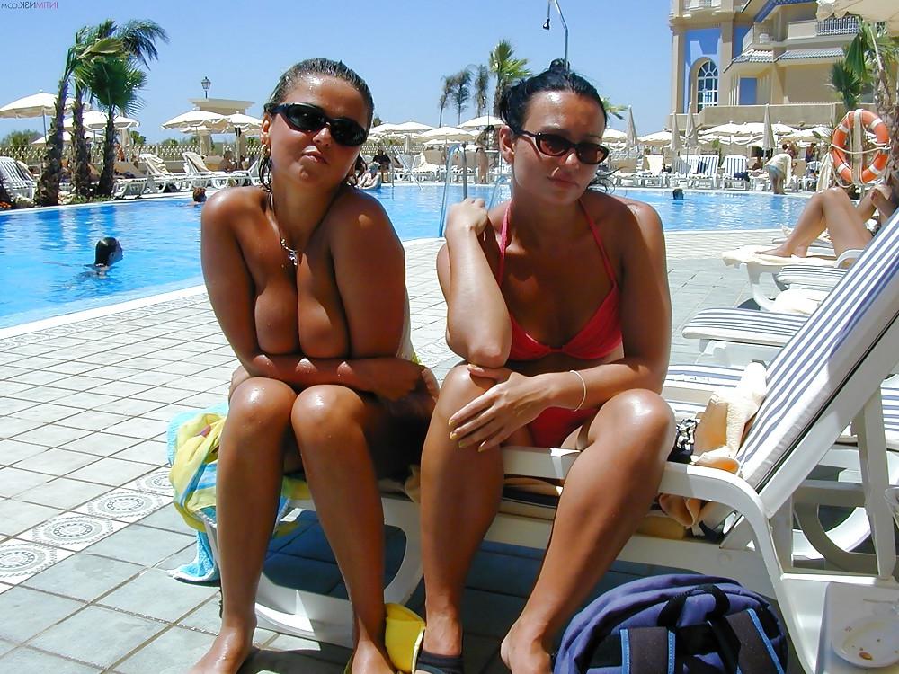 25P A Polish Miss Shows Off With Her Husband (Part2on3)
