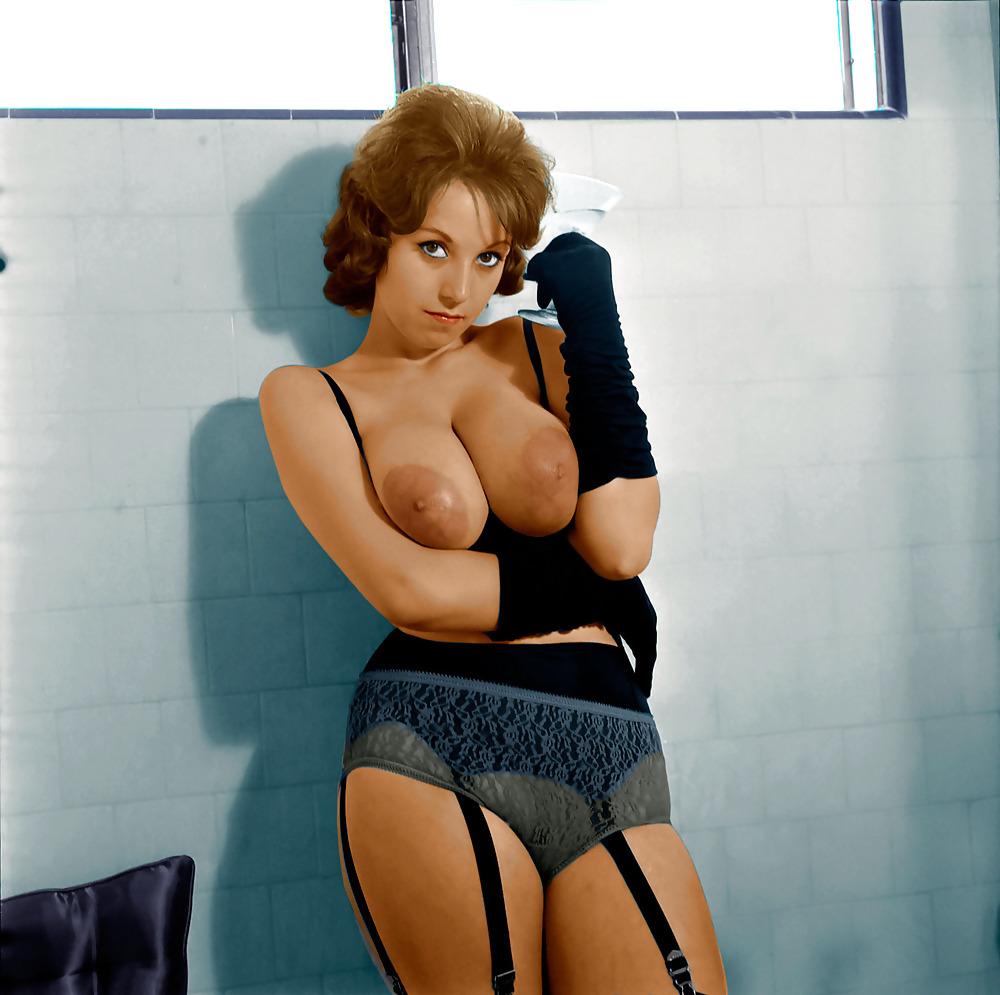 25P Vintage Big Boobs 2