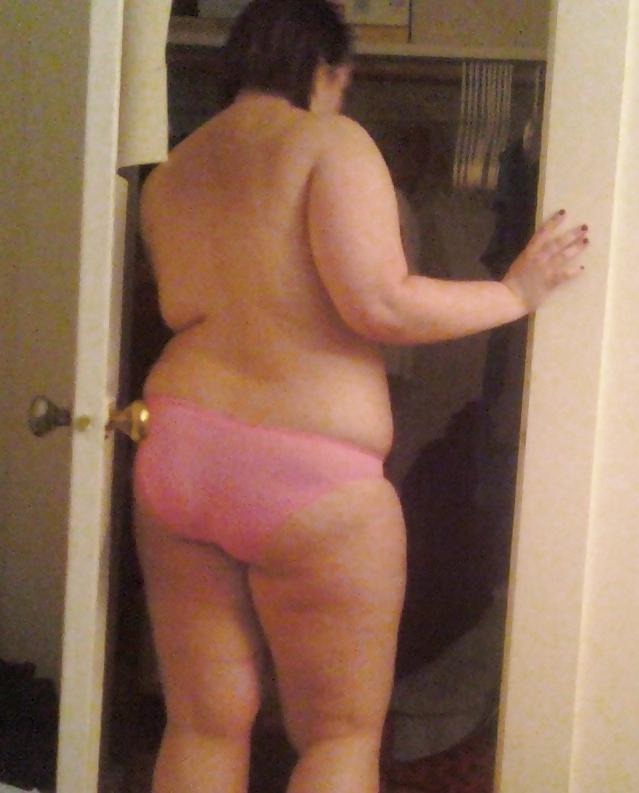 25P Pics of my wifes ass  and ass hole