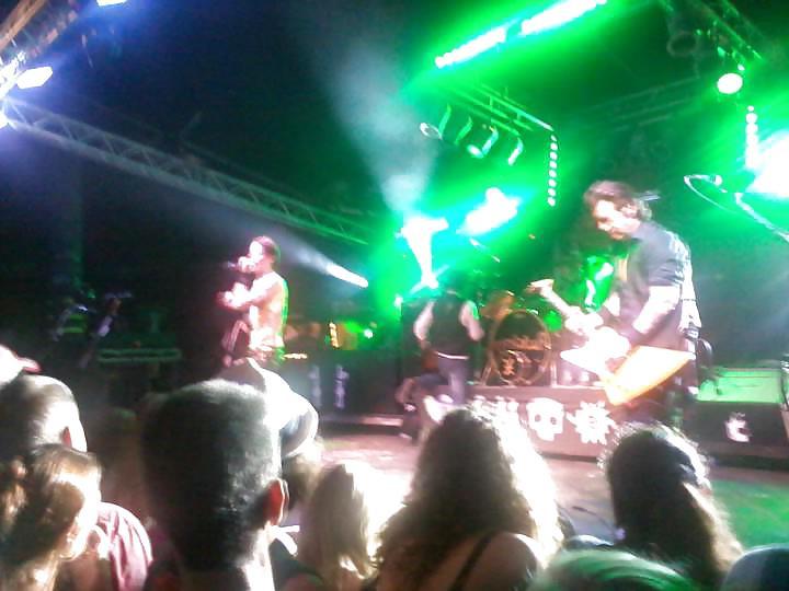 8P Buckcherry concert with my ty phone
