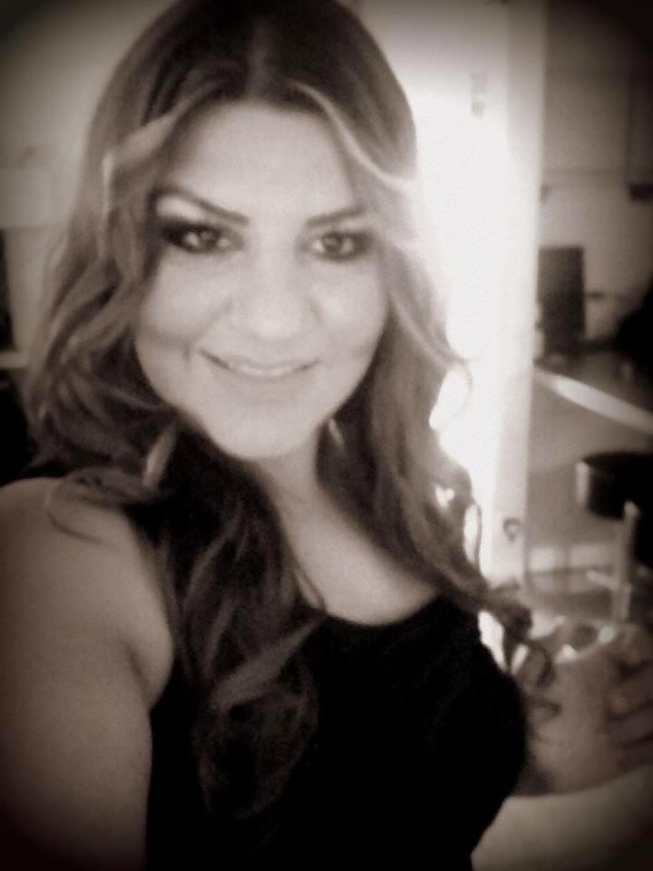 18P Persian Slut Mozhdeh