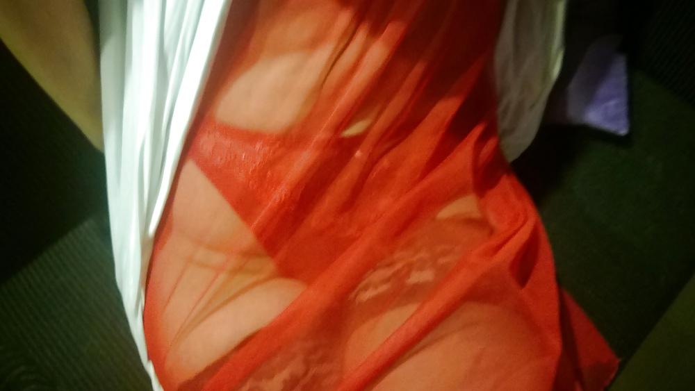 25P Wife on massage table