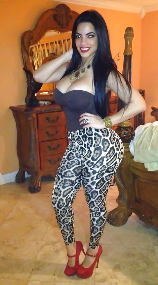 13P Big Tit Latina