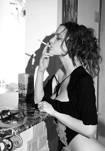10P Fetish smoking