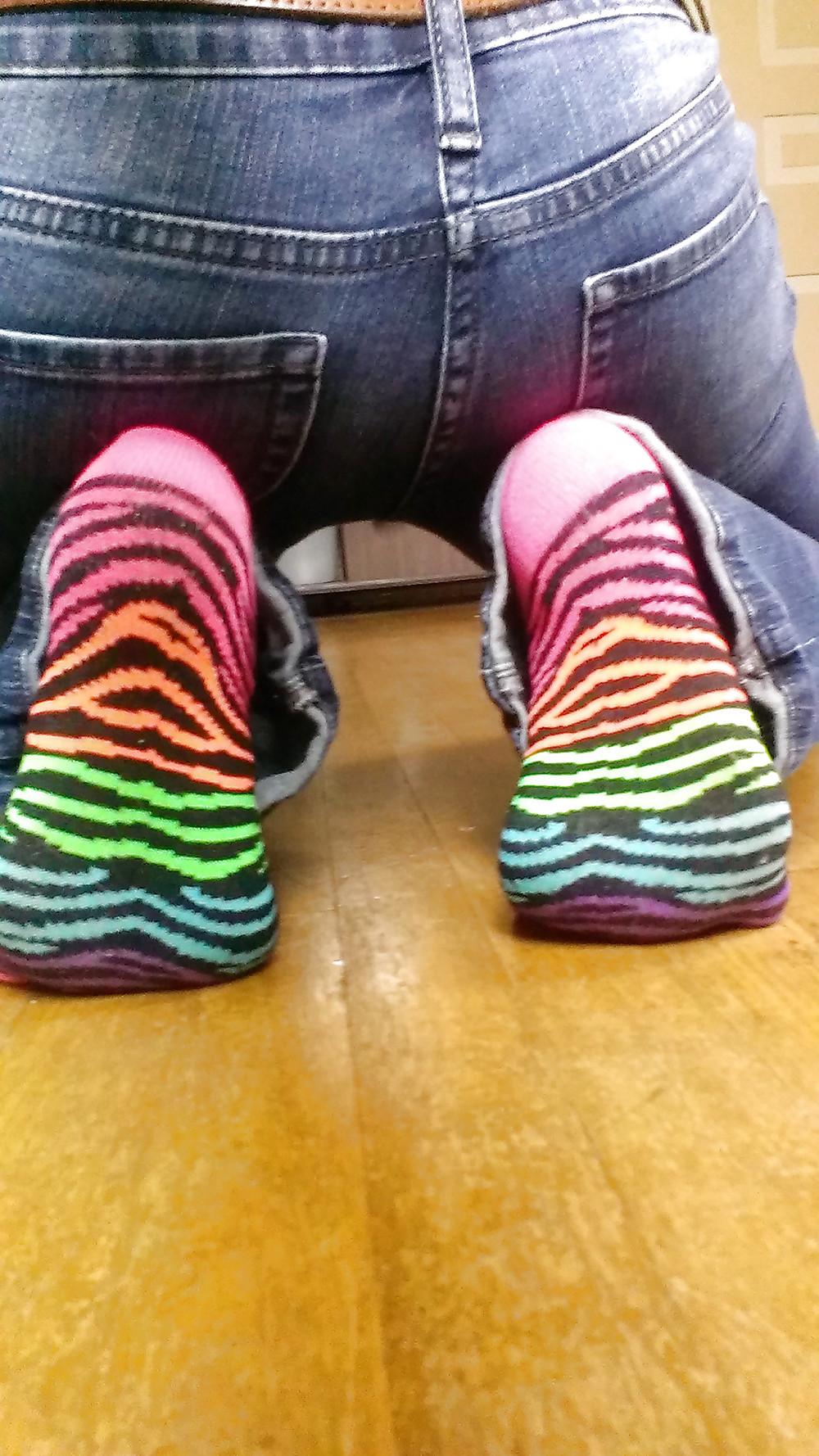 22P Socks Feet