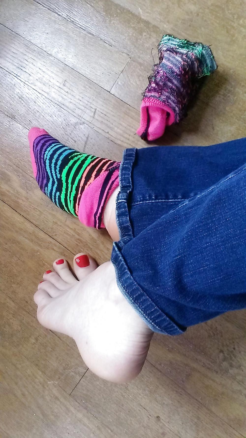 22P Socks Feet