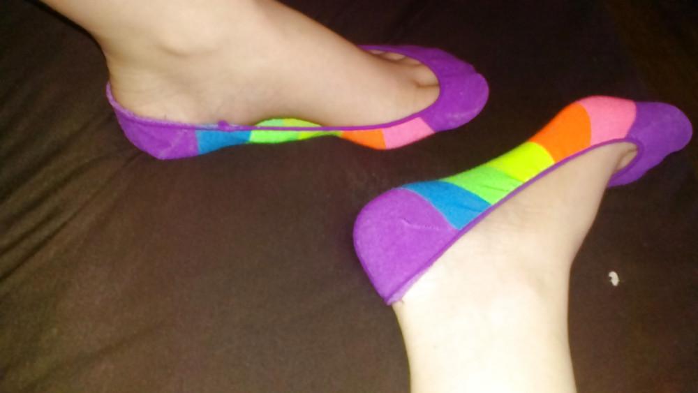 22P Socks Feet