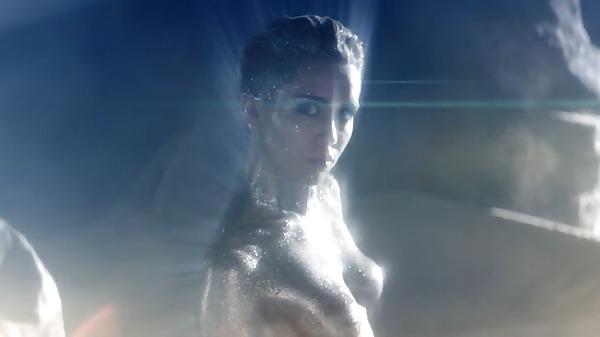 7P Miley Cyrus Real and True Photoshoot 
