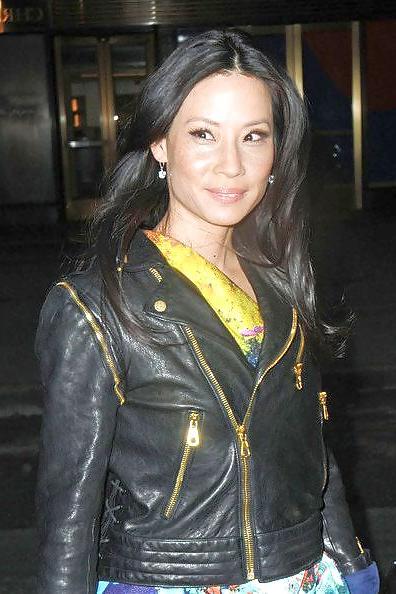 22P Lucu Liu - sexy Asian American MILF - great legs