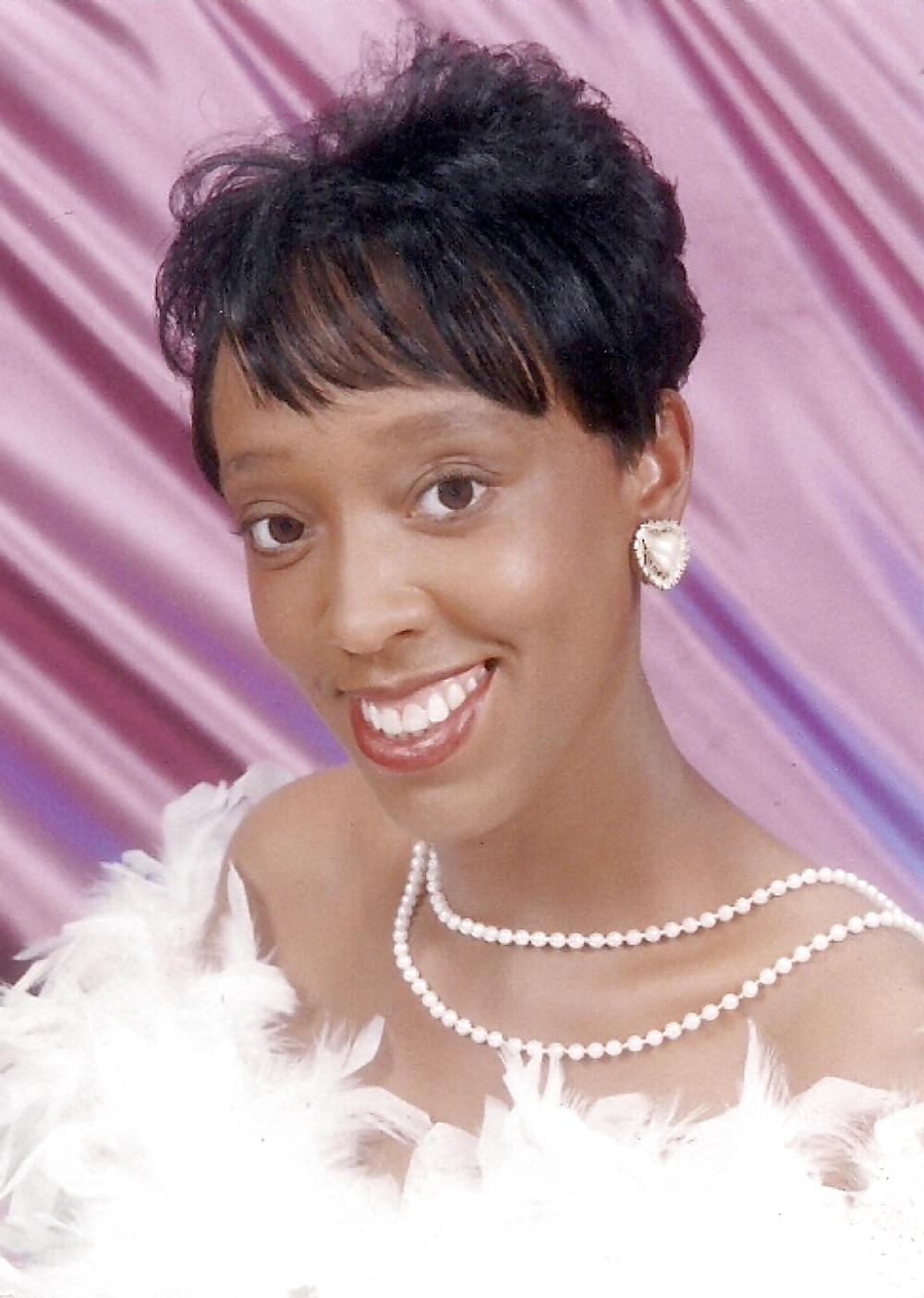 17P Ebony Whore