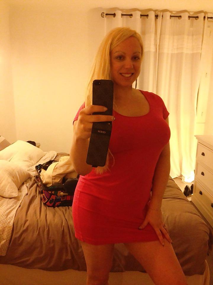 25P Hot chubby girl huge boobs - please comment