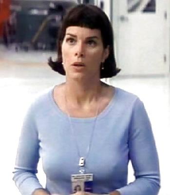 13P Marcia Gay Harden