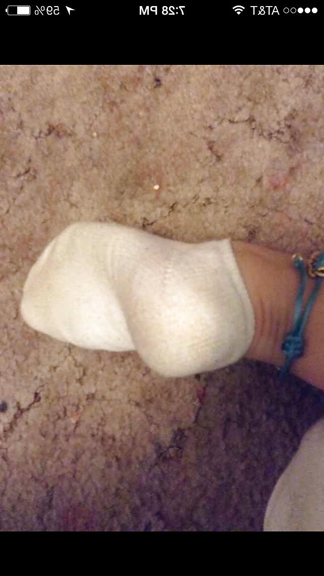 7P Asian girl stinky socks shes fresh 18