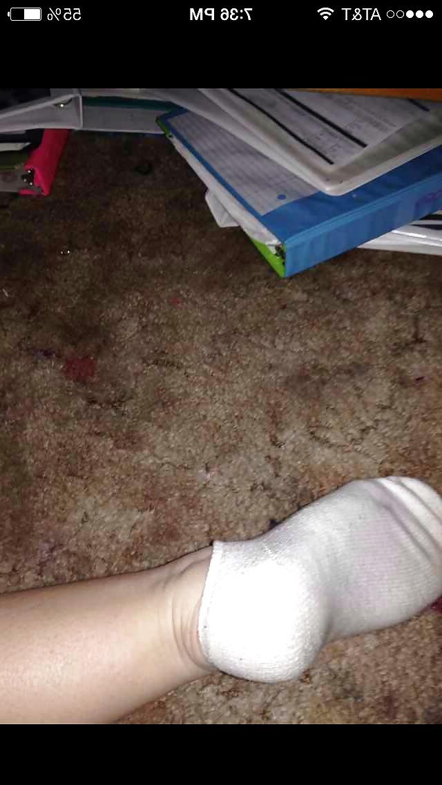 7P Asian girl stinky socks shes fresh 18