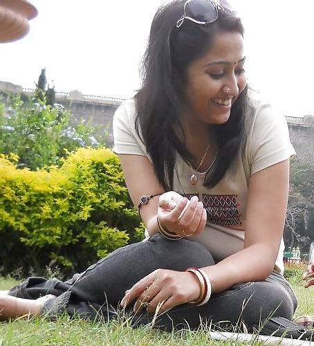 25P Sexy Indian Lady